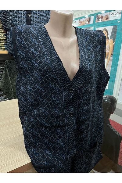 TCR Women's Knitwear Buttoned Pocket Patterned Vest