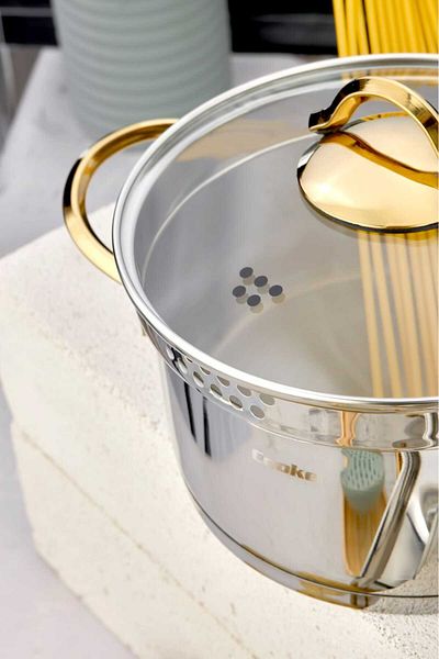 Cooker 8 Pieces Stainless Steel Cookware Set with Strainer Lid