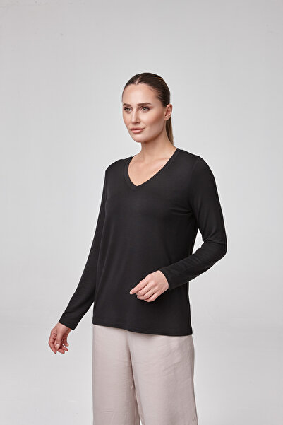 relactive بلوزة نسائية بأكمام طويلة ورقبة على شكل حرف V باللون الأسود