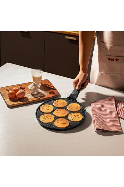 Nehir 27 cm Wide Black Aluminum Crepe Pan