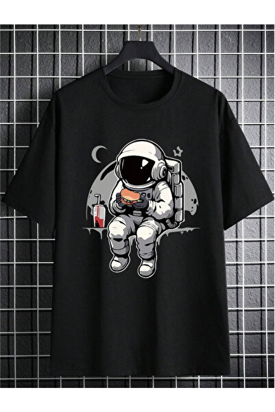 Marco Fresco Унисекс тениска с принт на астронавт, ядящ хамбургер