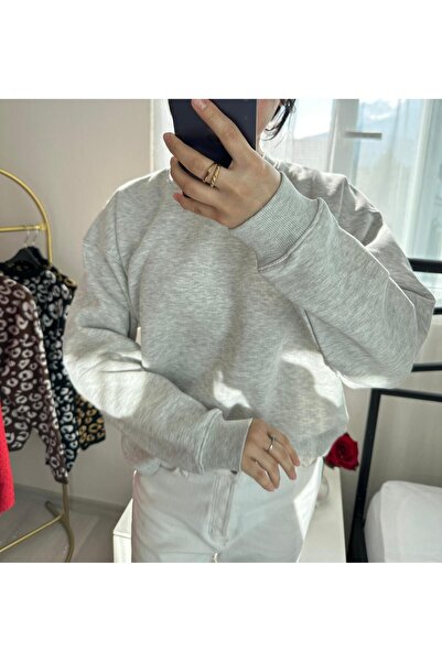 Azra Gri Bisiklet Yaka Basic Sweatshirt
