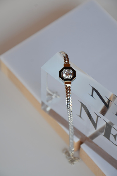 Mek Accessories سوار نسائي من سلسلة Vip Serenay مصنوع من حجر الزركون المقاوم ...