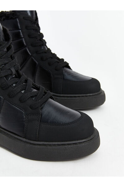 LC Waikiki Μαύρες γυναικείες μπότες χιονιού με κορδόνια