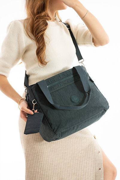 KIRASE Mini portofel din țesătură încrețită Mega Bass, cu detaliu, geantă de umăr și mână din material textil impermeabil 224