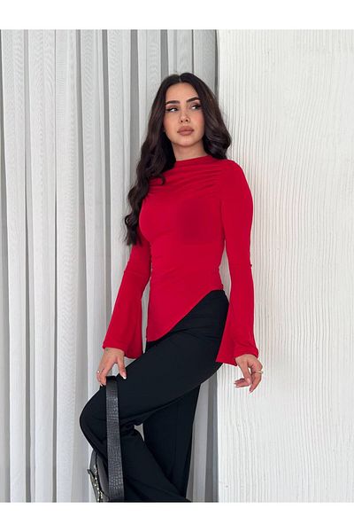 Butik Beyza Bluză din țesătură elastică cu mâneci spaniole, cu croială asimetrică
