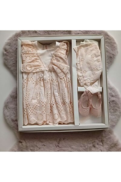 Pugi Baby Kız Bebek Begonya Mevlüt Seti