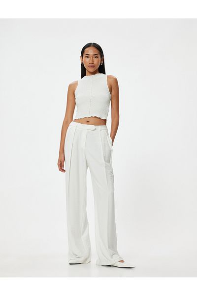 Koton Neckholder-Tanktop mit strukturierter Slim-Fit-Passform