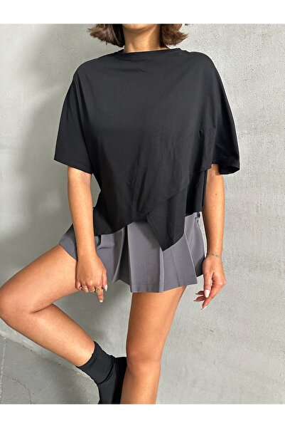 Look Forward Γυναικεία μαύρη μπλούζα με νυχτερίδα με τριγωνική λεπτομέρεια με λαιμόκοψη