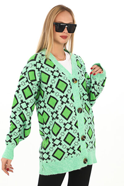 02Lady Fashion πλεκτή ζακέτα με τετράγωνο σχέδιο με λεπτομέρειες με κουμπιά