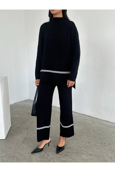 02Lady Fashion Πλεκτό κοστούμι με ριγέ λεπτομέρεια με όρθιο γιακά