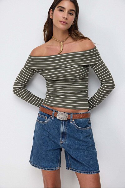 No Matter What Gestreifte, taillierte Bluse mit schulterfreiem Saum