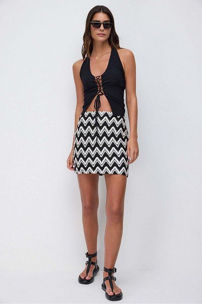 No Matter What Minirock mit elastischer Taille und geometrischem Muster
