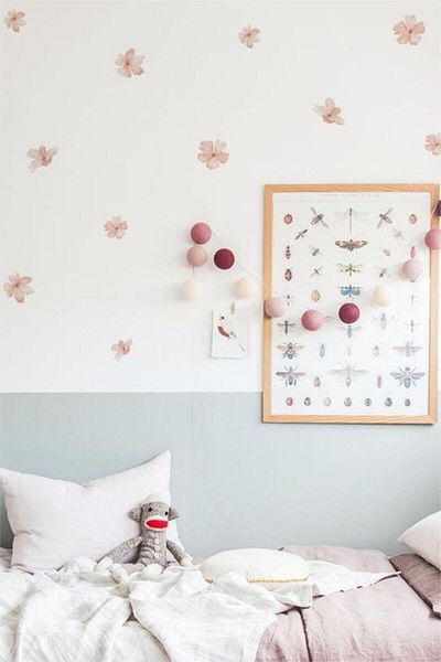 Kt Grup Wild Flowers Wall Sticker Set