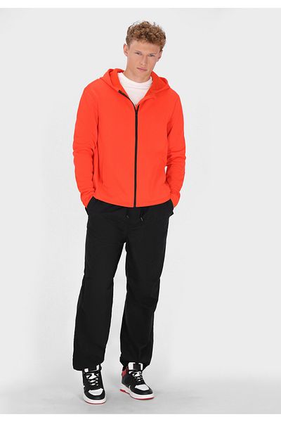 Mo Jacke