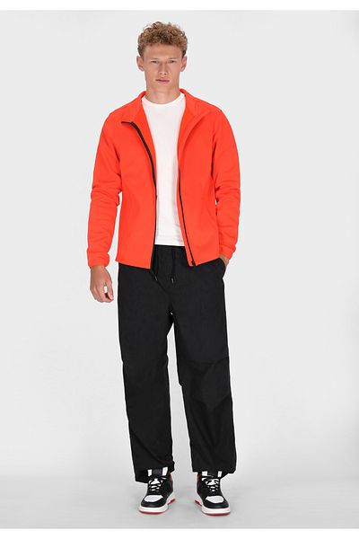 Mo Jacke