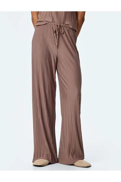 Koton Beli Bağlamalı Rahat Kalıp Bol Paça Piliseli Pantolon