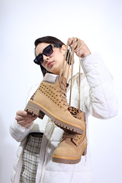 ELİT SHOES حذاء نسائي من Invia مصنوع من الجلد الطبيعي ونعل مطاطي بني ليوبارد ...