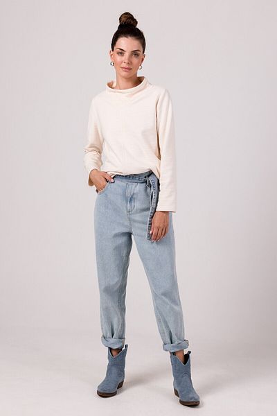 BEWEAR Sweatshirt with a high collar