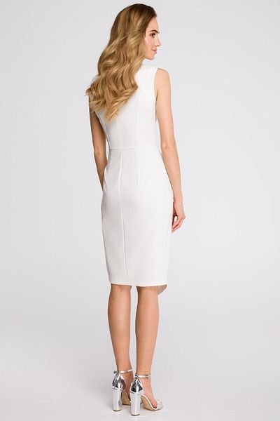 Stylove Dress with an asymmetrical slit in the front