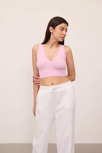 Addax Χοντρό λουράκι χωρίς ραφή V-Neck Crop A0131-dk8