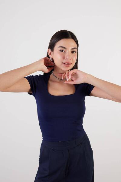 Addax Μπλούζα Basic με κοντό μανίκι U λαιμόκοψη P3872-T9