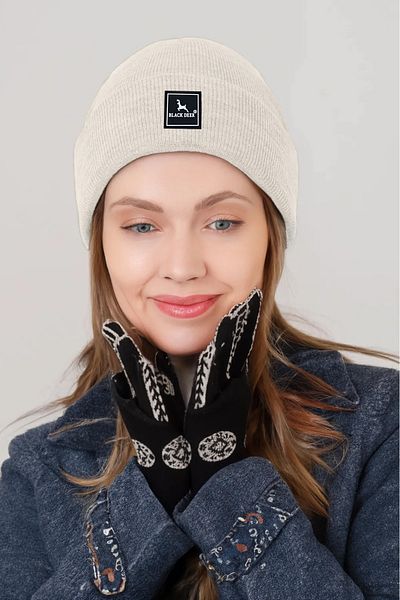 BLACK DEER Unisex Winter Beanie Hat - Soft Knitwear, Acrylic Beanie with Plain Logo