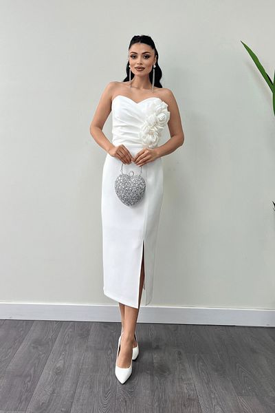 giyimmasalı Atlas Fabric Rose Λεπτομερές Στράπλες Μολύβι Φόρεμα - ΛΕΥΚΟ