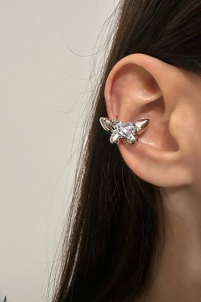 Okko Store Stoned Butterfly Cartilage Earring Earcuff