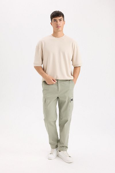 DeFacto Relax-Fit-Hose mit Cargotaschen, geradem Bein D5967AX25SP