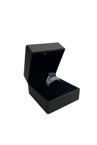 STAND MARKET Black Lighted Ring and Wedding Ring Box