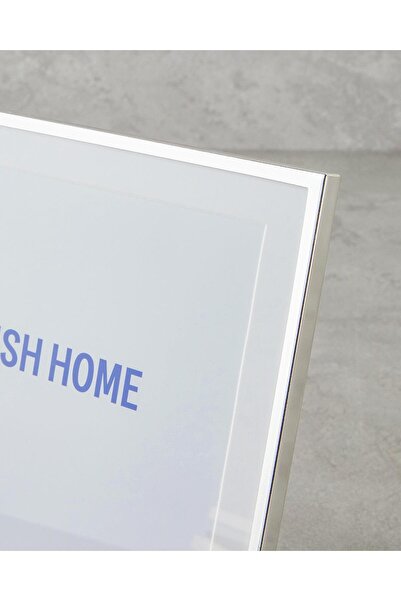 English Home Doruty Metal Frame