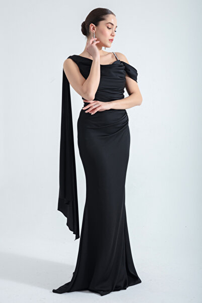 Lafaba Γυναικείο βραδινό φόρεμα μαύρο μακρύ σατινέ με πέτρινο λουράκι