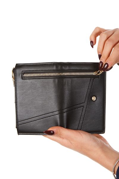 Newish Women's Black Wallet and Card Holder - Stylish and Functional