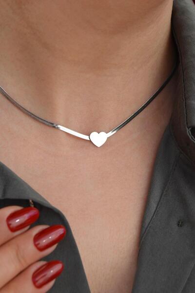 Sacce Scarves&Accessories قلادة من الفولاذ الإيطالي - قلب صغير وتفاصيل دقيقة
