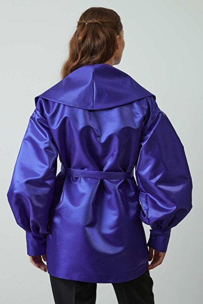 Hooopstore Μωβ Καφτάν - Λεπτομέρεια με φτερωτή καρφίτσα