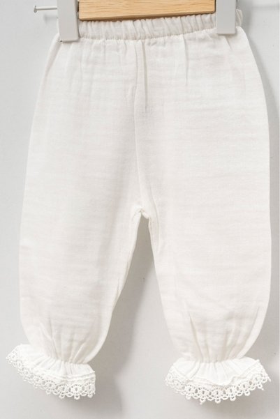 Riffy Baby Cravated model with scallop detail Muslin Hospital issue Set of 3
