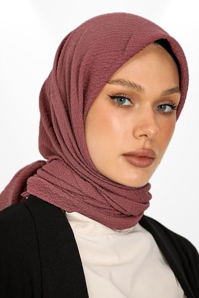 hijabchi Mio Cazz Scarf Violet Model