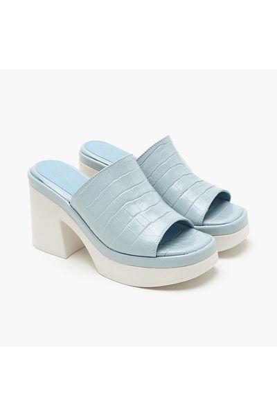 Desa Women's Blue Patent Leather Slippers