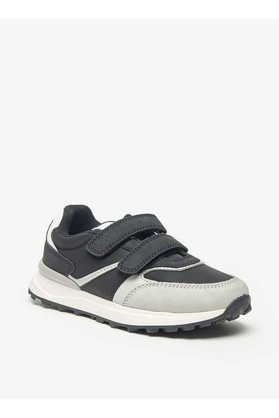 Juniors Colourblock Sneakers with Hook and Loop Closure