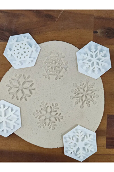 Cypnova قالب كوكيز أبيض - 4 قطع على شكل ندفة الثلج