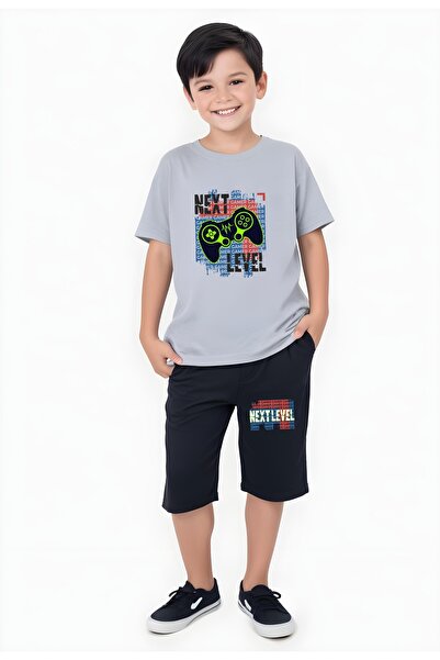 YA KO KİDS Next Level Друкований комплект капрі для хлопчиків з двома кишенями