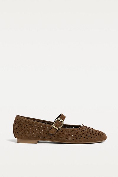 Stradivarius Split leather openwork ballet flats
