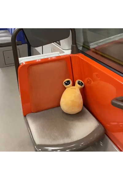 Puffbutik Pou Üzgün Yastık