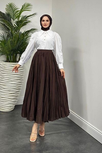 MERVEN AKYÜZ Кафява пола с бегония