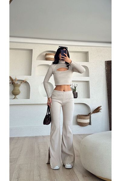myd Chest Low-Cut Ribbed Suit