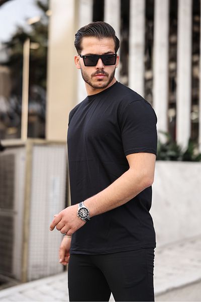 Artı1 Ανδρικό μπλουζάκι μαύρο 100% βαμβακερό με λεπτή εφαρμογή με λαιμόκοψη Basic
