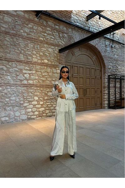 LOSHORA Oversized Line Patterned Satin Set