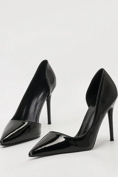 TrendyAnka Kadın Siyah Asimetrik 9Cm İnce Topuklu Rugan Vegan Deri Yırtmaçlı ...