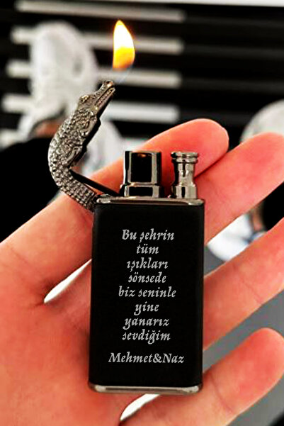 İŞTE BU Kişiye Özel İsimli Timsah Yılan Başlı Çift Yanmalı Gazlı Siyah Çakmak Söz Baskılı